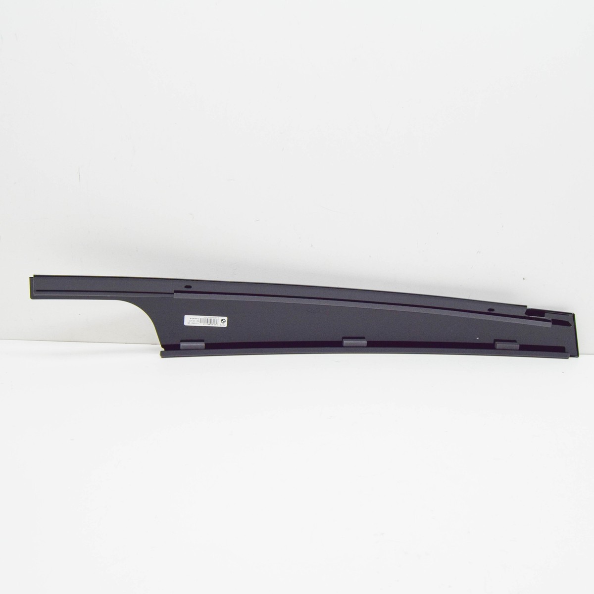 BMW X7 G07 Front Right B-Pillar Window Frame Finisher 51337429388 