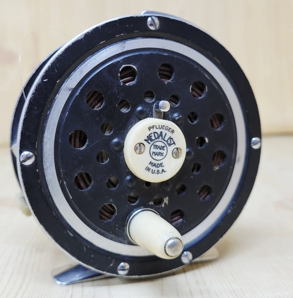 Pflger 7-8 Line Weight Fishing Reels Fly Reel for sale | eBay Pflger 7-8 Line Weight Fishing Reels Fly Reel for sale | eBay
