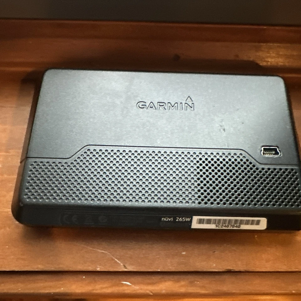 Garmin Nuvi 265W 4.3'' Bluetooth Portable GPS Navigation  - Image 3 of 4