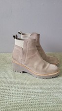 Cool-Girl Dolce Vita Huen Suede Platform Chelsea Boot