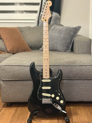 75th Anniversary Special Edition Black Fender Stratocaster Electric Guitar