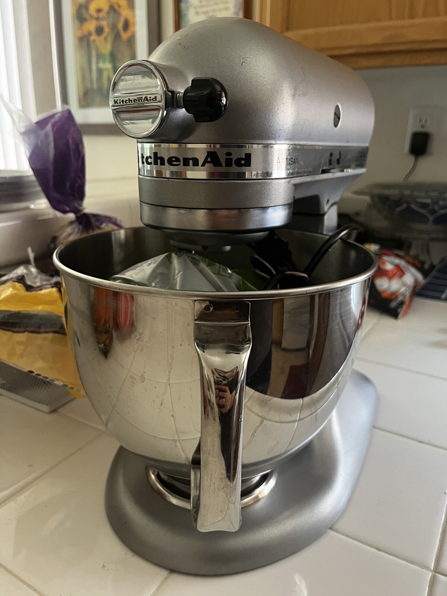 KitchenAid Artisan スタンドミキサー グレー KitchenAid Artisan スタンドミキサー グレー KitchenAid