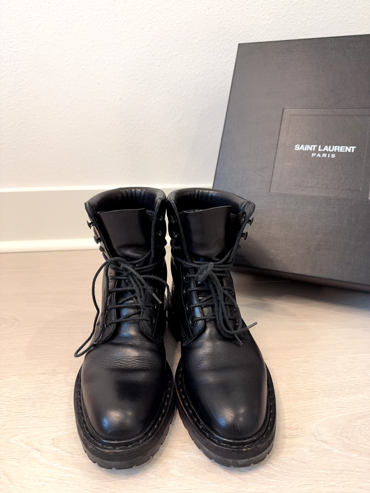 Stivali da combattimento Saint Laurent YSL in pelle nera da donna 36 design grunge di lusso