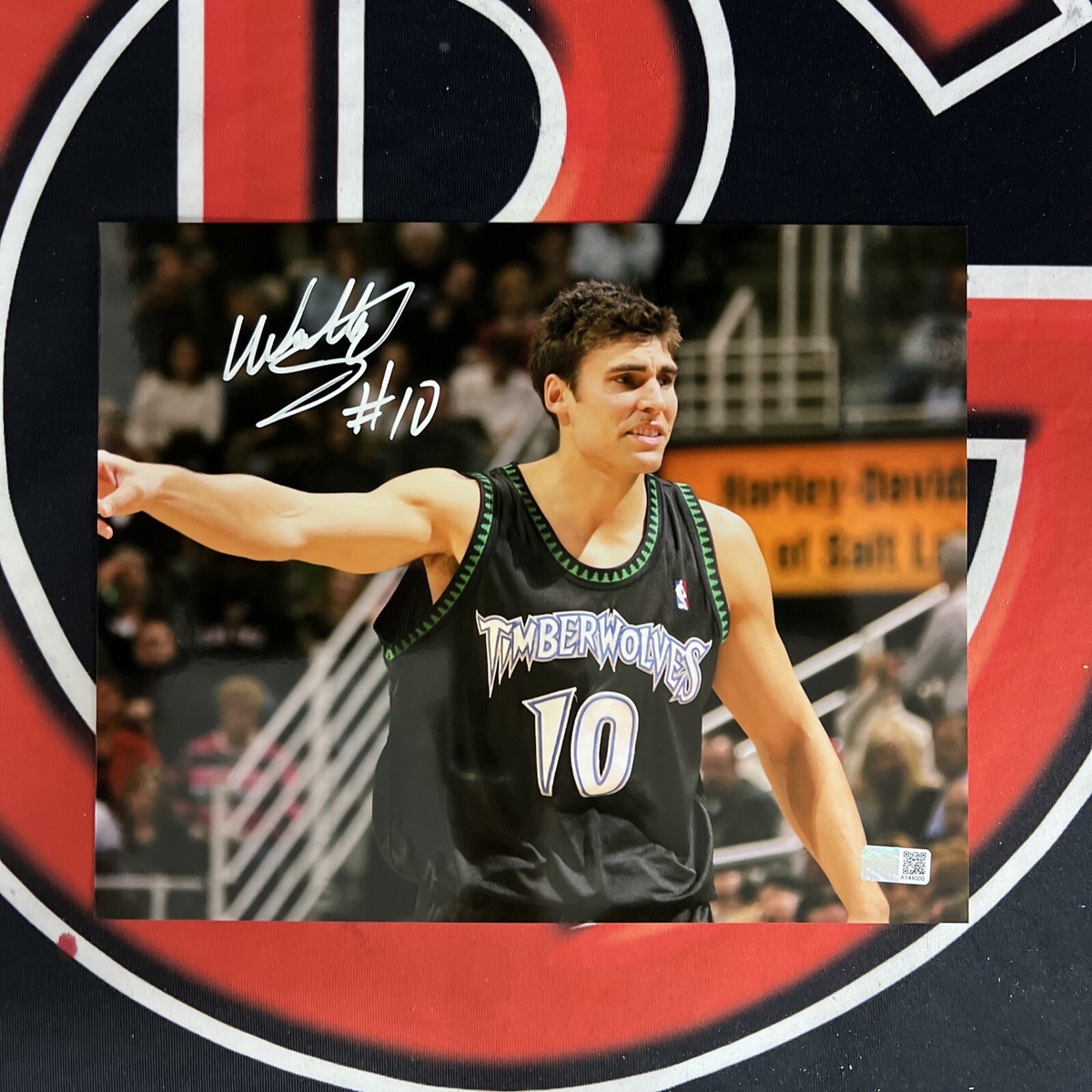 Signed 8x10 Wally Szczerbiak Minnesota Timberwolves Autographed