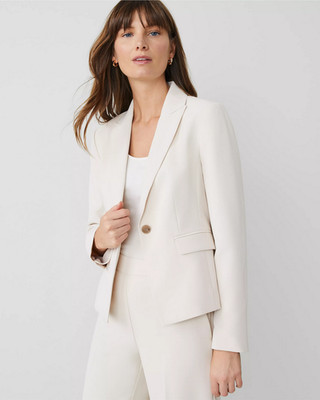 NEW ANN TAYLOR $198 IVORY WHISPER FLUID CREPE SHORTER ONE BUTTON BLAZER SZ 16