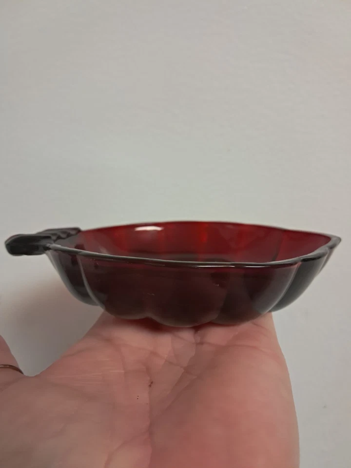 Vintage 1940's Anchor Hocking Glass Royal Ruby Red Leaf Design Ashtray  - Image 4 of 4