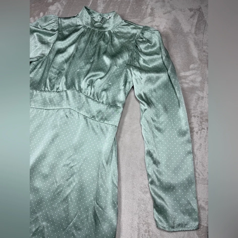 Mini Vestido Reformation 100% Seda Samuel LS Como Nuevo Lunares Mangas Largas Abullonadas 2 Foto 3 de 4