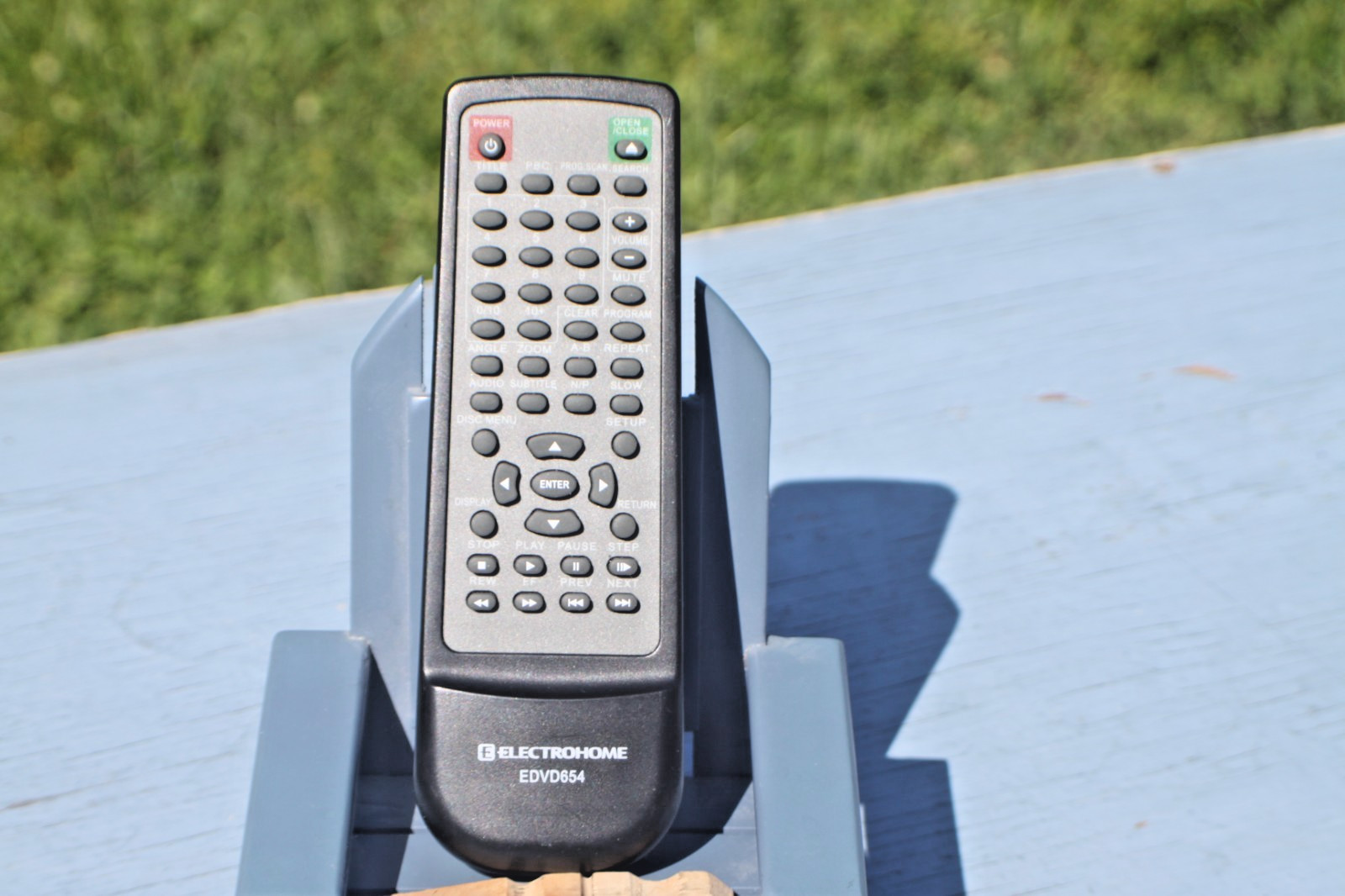 ELECTROHOME - REMOTE CONTROL - MODEL - DVD - EDVD654 -TESTED
