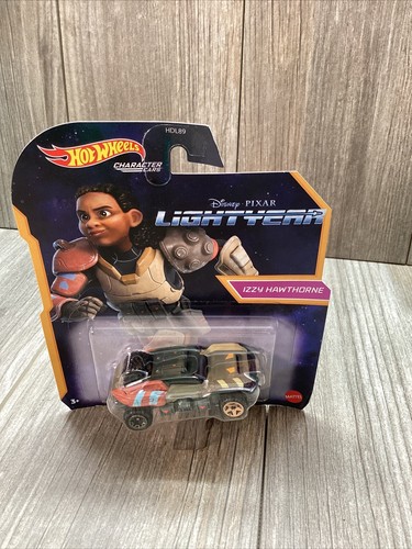 Hot Wheels Lightyear “Izzy Hawthorne” Disney PIXAR NEW - Picture 8 of 13