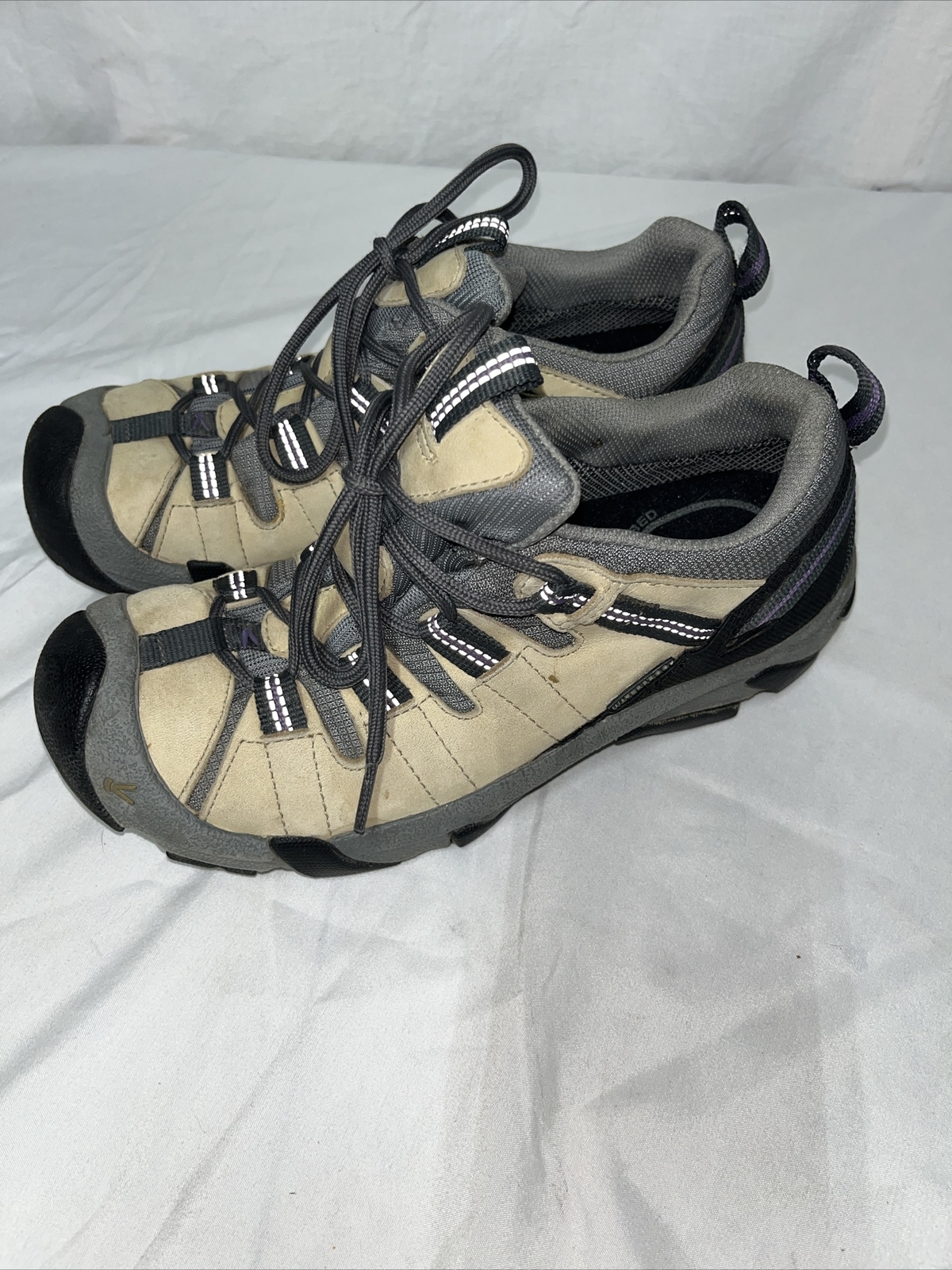 Scarpe da trekking KEEN da donna Targhee 2 impermeabili in pelle beige taglia 7 ottime condizioni