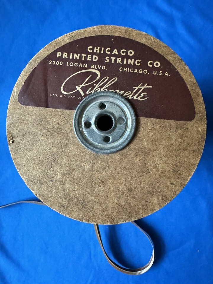 VINTAGE SPOOL CURLING RIBBON CHICAGO PRINTED STRING CO