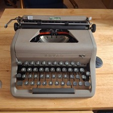 1956 Royal Senior Companion W/Case - Vid & Pics - Very Nice - Free Shipping thumbnail