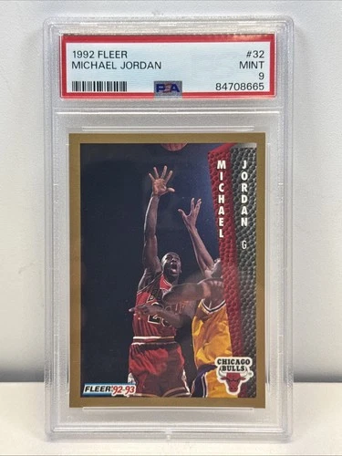Michael Jordan Card 1992-93 Fleer #32 PSA 9