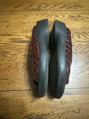 Tatami by Birkenstock Slip On Open Toe Leather Faux Croc Brown Sandal Mule 9 - Picture 9 of 9