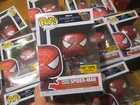 FUNKO POP SPIDER MAN NO WAY HOME FRIENDLY NEIGHBORHOOD # 1158 METALLIC HOT TOPIC