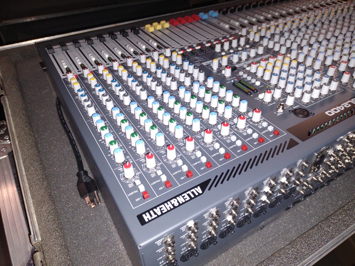 Allen & Heath GL2400-24 24 Channel analog Mixing Console w/case