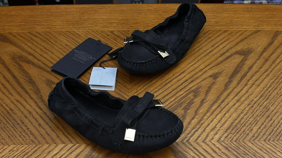 Burberry Niños Sumpter Gamuza Mocasines Negro Niño/Niño Pequeño Zapatos 29/11.5US Foto 2 de 4