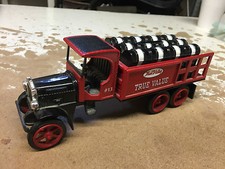 Ertl Kenworth True Value 13 Truck Bank