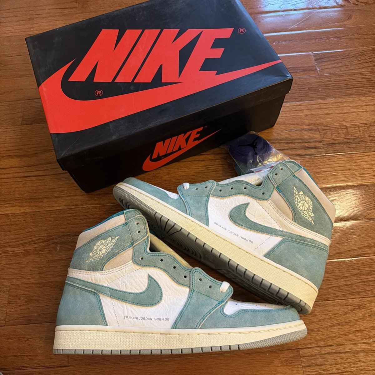 Preços baixos em Jordan 1 Retro High Green | eBay