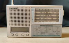 Grundig World Receiver Yacht Boy 218 Portable Radio FM MW SW Vintage Working