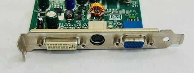 128MB Dell 9Y452 GeForce FX5200 DVI / VGA / S-Vid AGP Graphics Card 09Y452 - Image 3 of 4