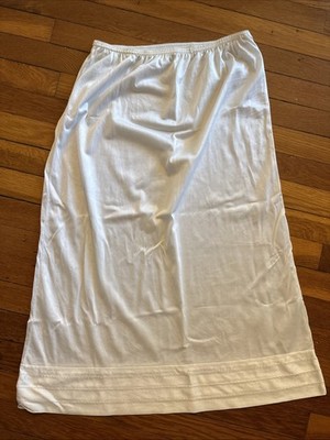Vintage Mel Lin White Half Slip M in Silky 100% Nylon Lingerie USA