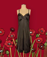 VANITY FAIR Size 36 Black Nightgown Slip Dress LACE TRIM 100% Nylon Women's VTG