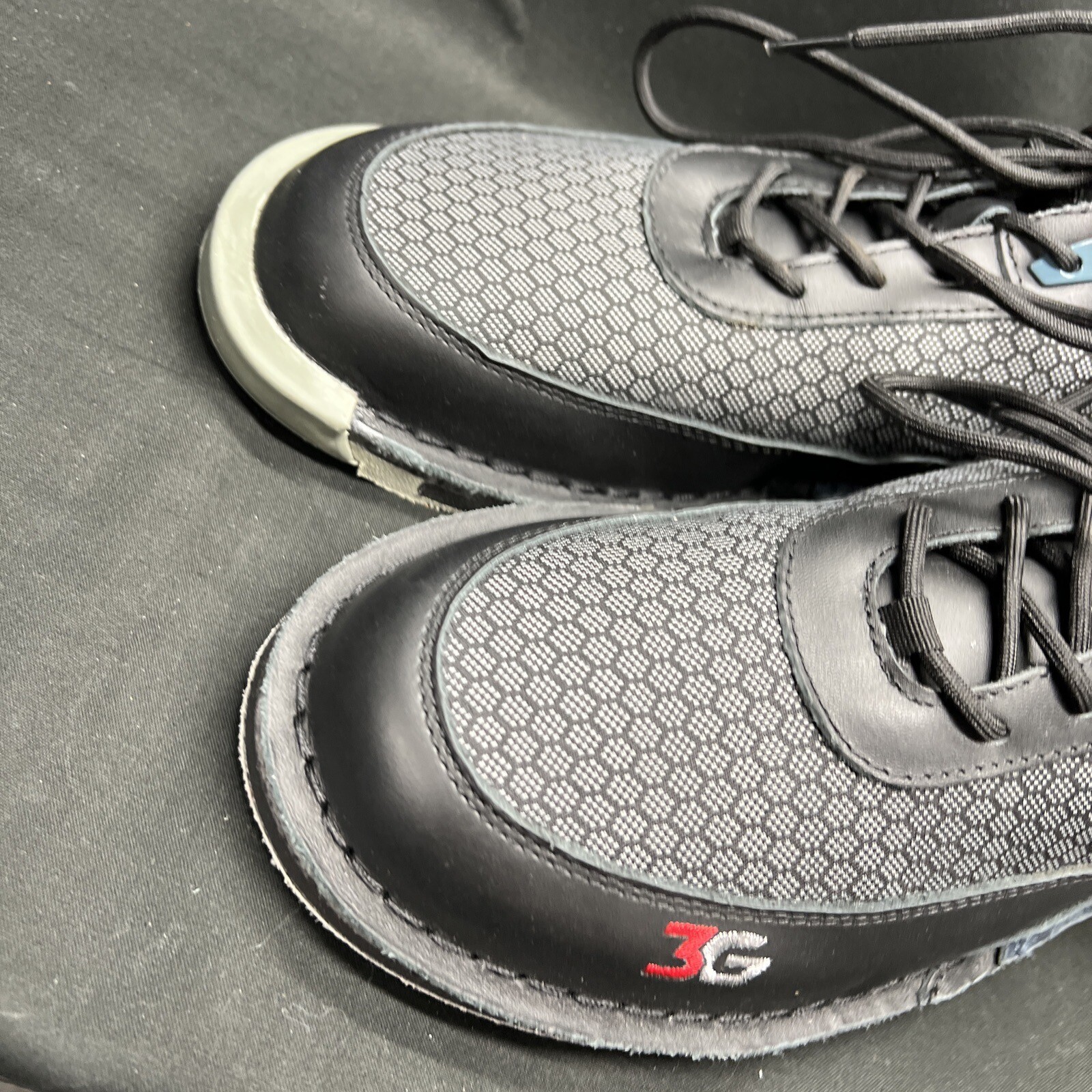 3G Tour HP Black/Blue Right Handed Mens Bowling Shoes 11 eBay