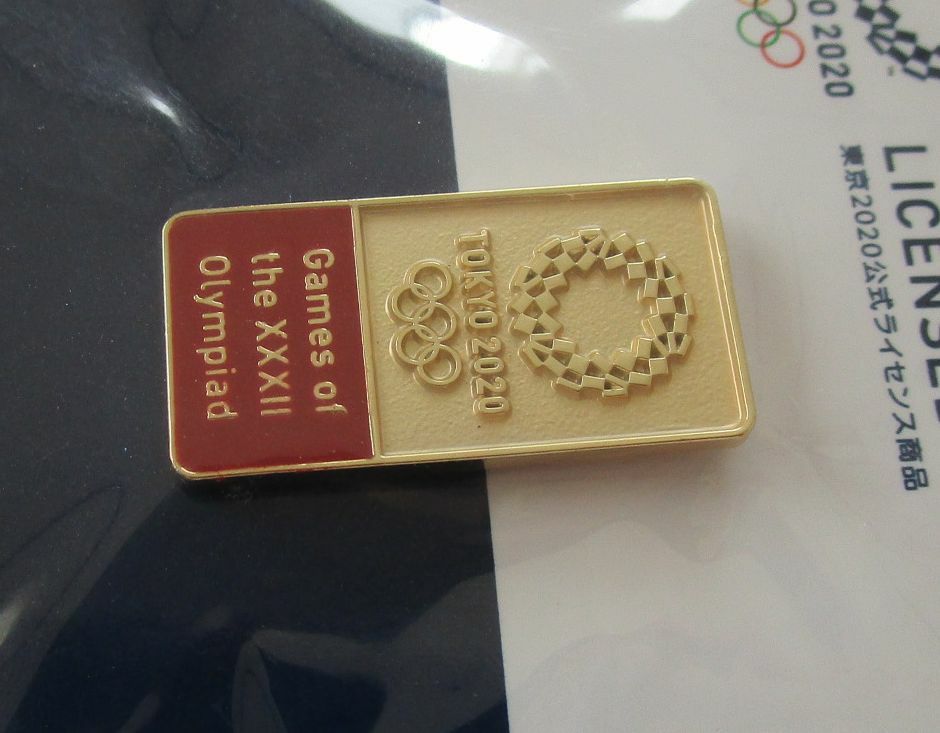 Tokyo Olympic Emblem Rectangle light Red Gold Pin Badge 2020