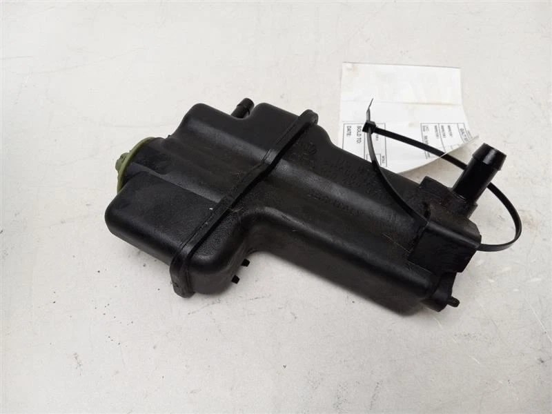 POWER STEERING RESERVOIR 1999 VOLKSWAGEN BEETLE GL - Image 2 of 4