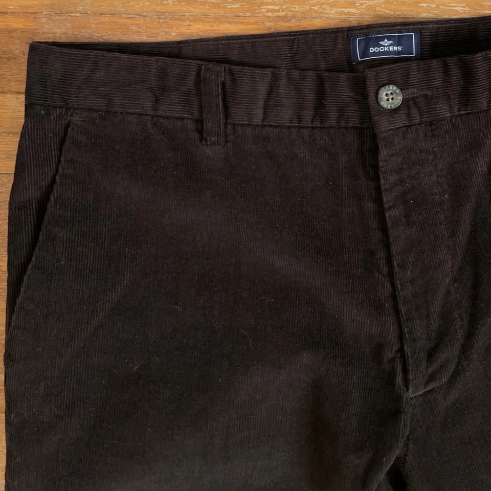 Pantalones de pana vintage para hombre talla 38x32 años 90 Dockers marrón mezcla de algodón amurallado Foto 2 de 4