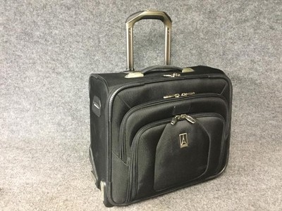 TravelPro Altitude Crew Laptop Business Briefcase Carry On