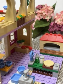 Lego Friends 41311 Heartlake Pizzeria Come w/ Instruction Manuals ** NO BOX**