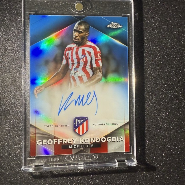 Topps UK - Atlético de Madrid Chrome 2022/23 Geoffrey Kondogbia Oncard Auto /20