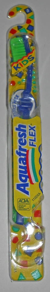 复古 1995 年 AQUAFRESH Flex 儿童牙刷 5 码绿色紫色女孩男孩  — 第 2/4 张图片