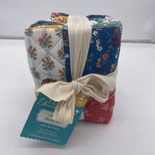 Quilt Shams Set Standard Size Floral Patch Design 2-Piece Fits 20x26 Inch Pillow