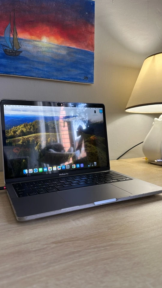 Apple MacBook Pro 13" 2020 · i5 · 32GB · 1TB, foto 2 de 5