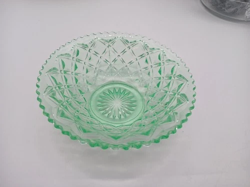 Depression Uranium Vaseline Glass Diamond Cut Bowl