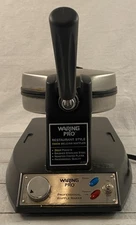 Waring Pro Professional Waffle Maker WWM200SA Restaurant Style Thick Belgian