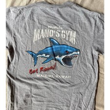 Vintage 90s Mano's Gym Hawaii T-Shirt Mens Medium Anvil Blue Bar Mighty Shark 