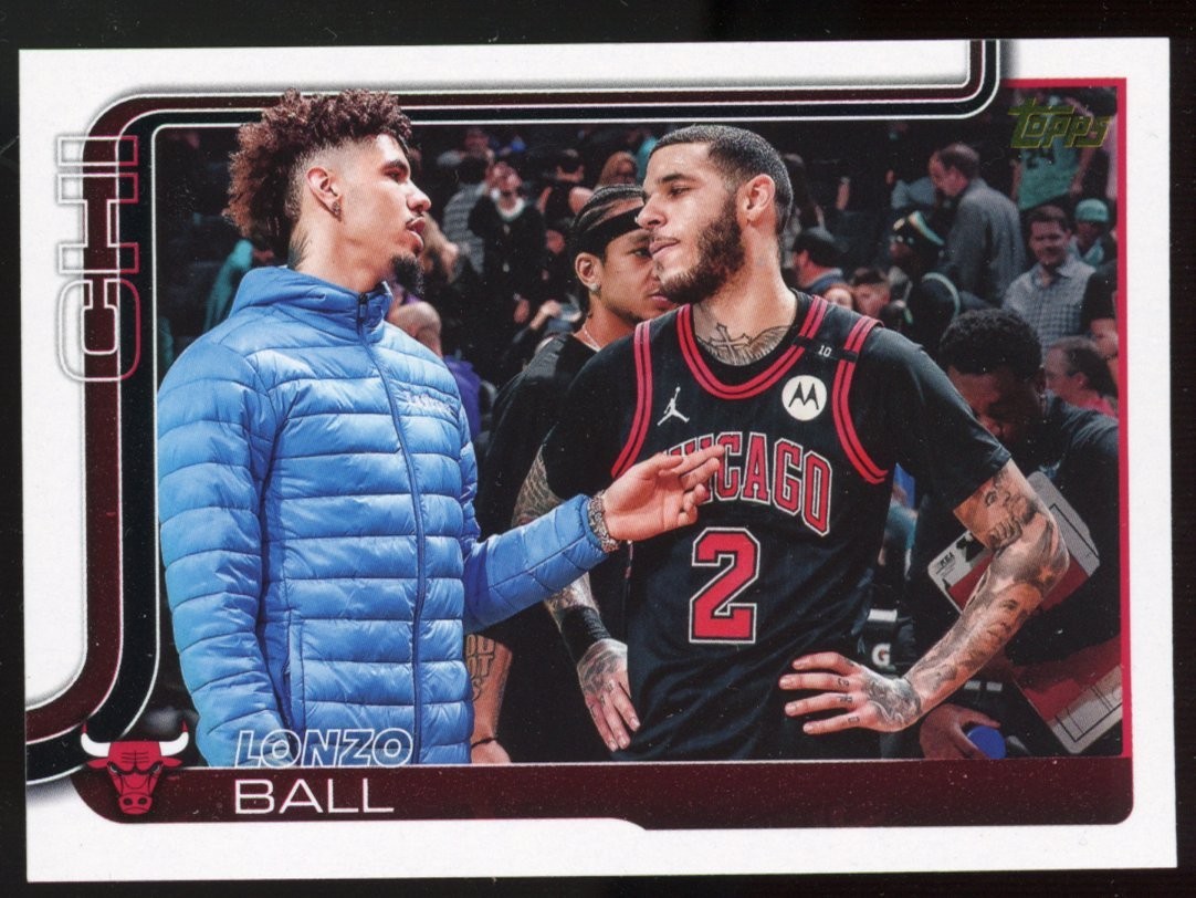 2025-26 Topps Flagship Basketball Lonzo Ball Golden Mirror SSP #39 Chicago Bulls