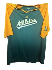 Oakland Athletics V-Neck Embroidered Logo Shirt Men’s XL  Pre-owned Good Cond.