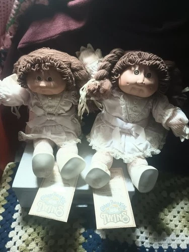 1985 Original Cabbage Patch Kids Twins Girl Dolls Brown Hair, Brown Eyes