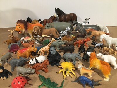 50 schliech And China Random Lot Plastic Wild Zoo Animals Insects Dinosaur Horse
