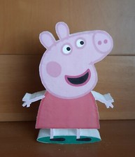 Sagoma Peppa Pig.  in polistirolo alta 15 cm 