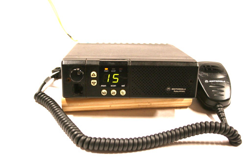 Motorola GM 300 Mobile Radio M43GMC09C2AA W/Mic' "Reduced"