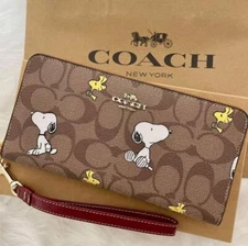 COACH x PEANUTS Long Zip around Wallet Snoopy Woodstock Khaki Signature F/S