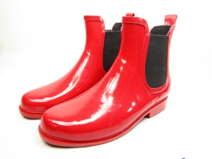 seven rain boots