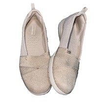Skechers On The Go Flex Cherie Natural Womens Slip-On Size 9- Tear On Opening