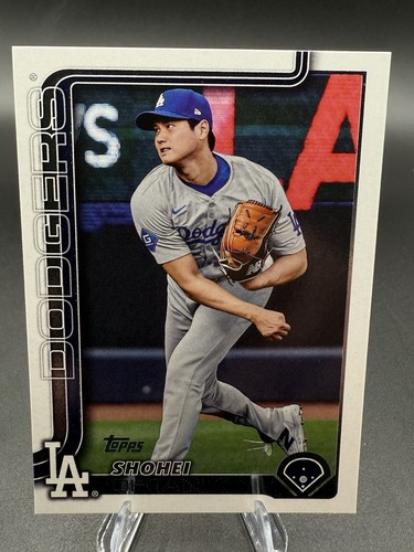 2025 Topps Shohei Ohtani Series Two #400 Dodgers 2326
